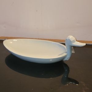 BEAUTIFUL VINTAGE BLUE SWAN PLATTER/ CENTER PIECE HEAVY SOAPSTONE 15 1/2 LONG